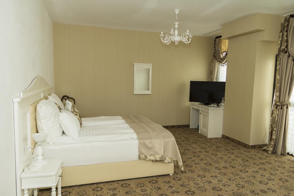 ホテル Pik Elegance プロイェシュティ 部屋 写真